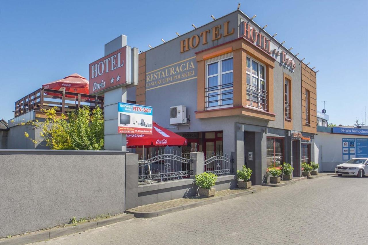Hotel Doris Oborniki Exteriör bild